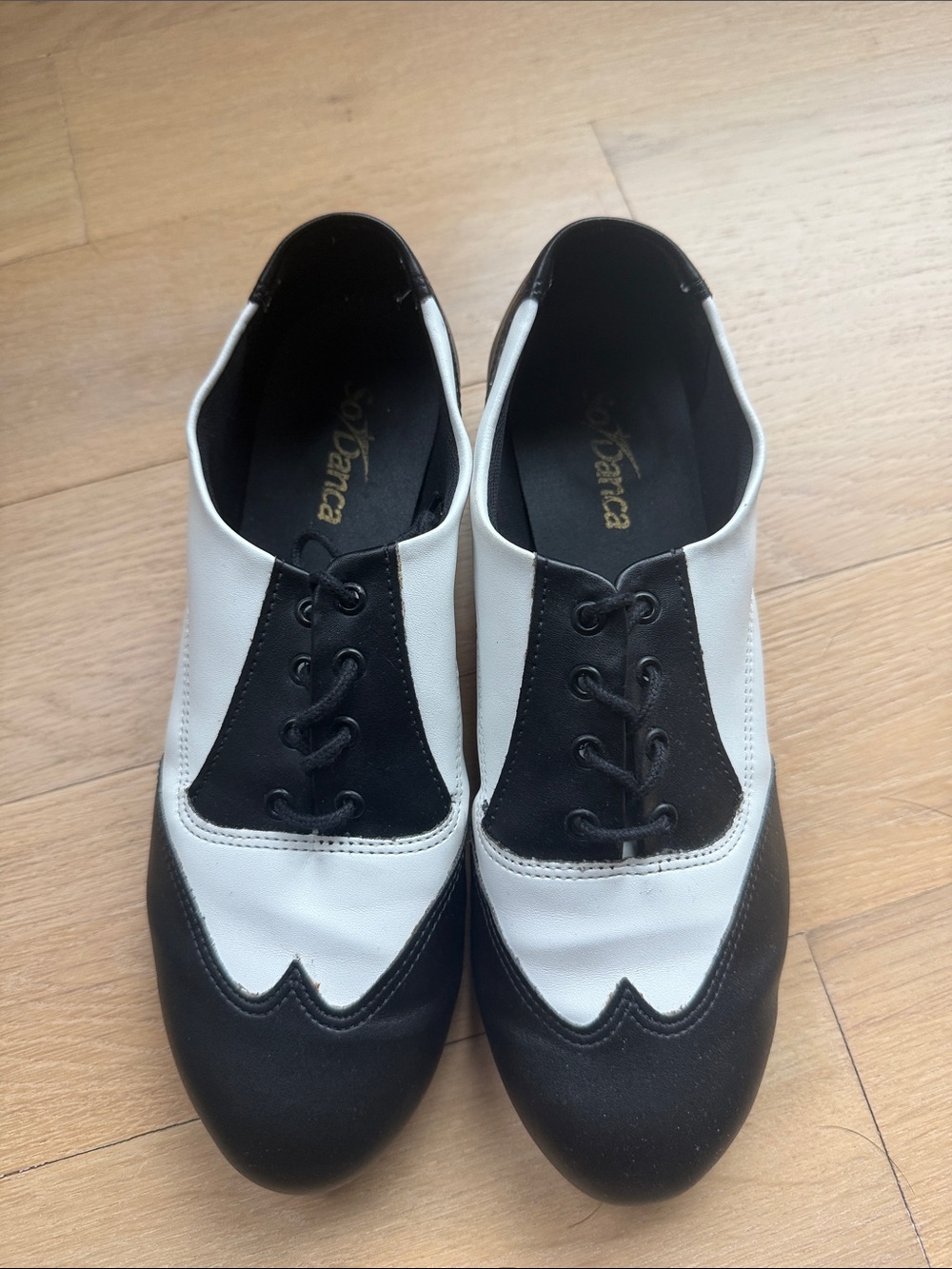 So Danca Tap Two-Tone Black & White Women's size m8L